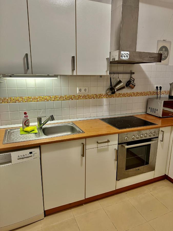Central Apartment With Balcony Budapeşte Dış mekan fotoğraf