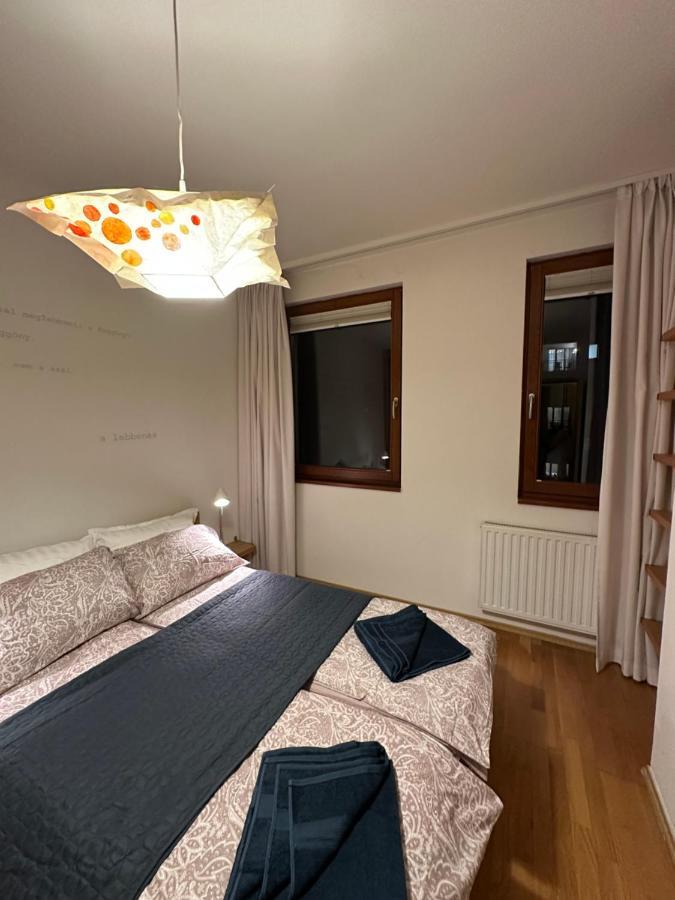 Central Apartment With Balcony Budapeşte Dış mekan fotoğraf