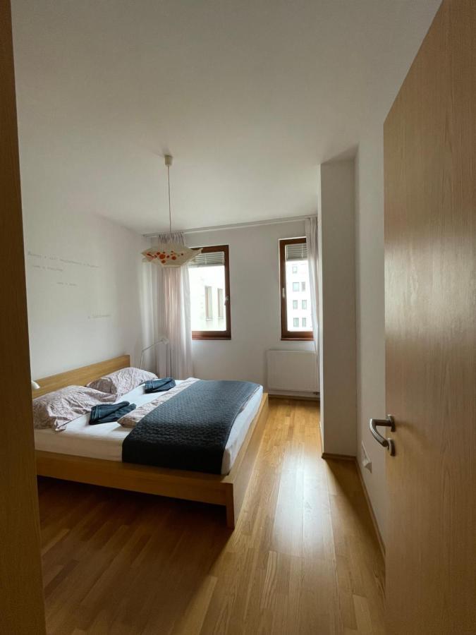 Central Apartment With Balcony Budapeşte Dış mekan fotoğraf
