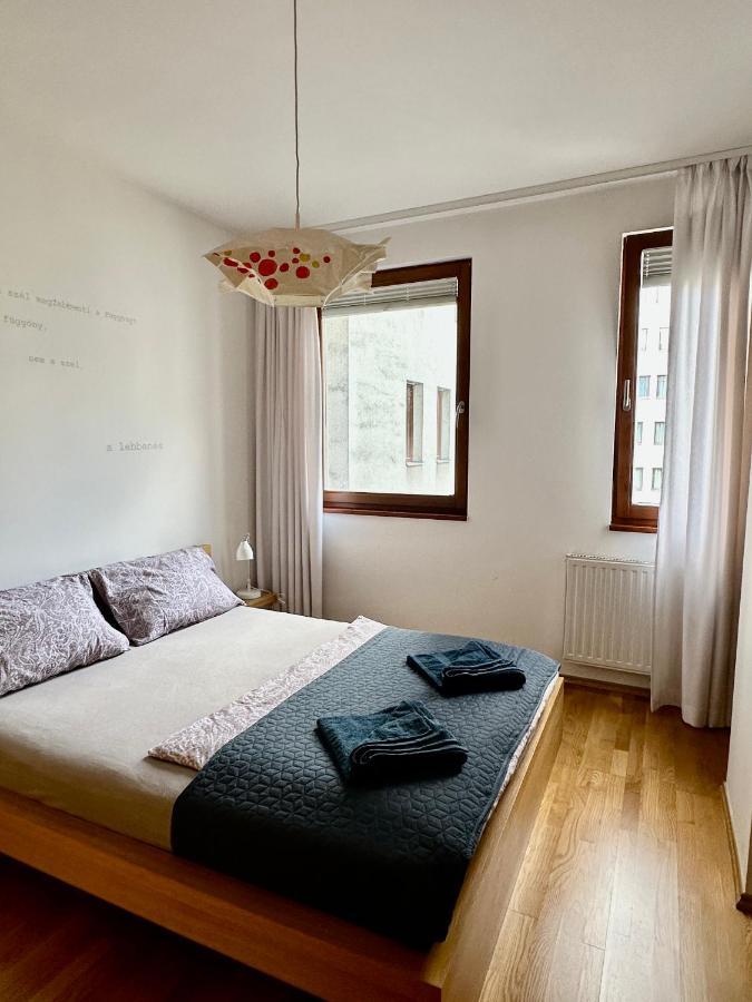 Central Apartment With Balcony Budapeşte Dış mekan fotoğraf