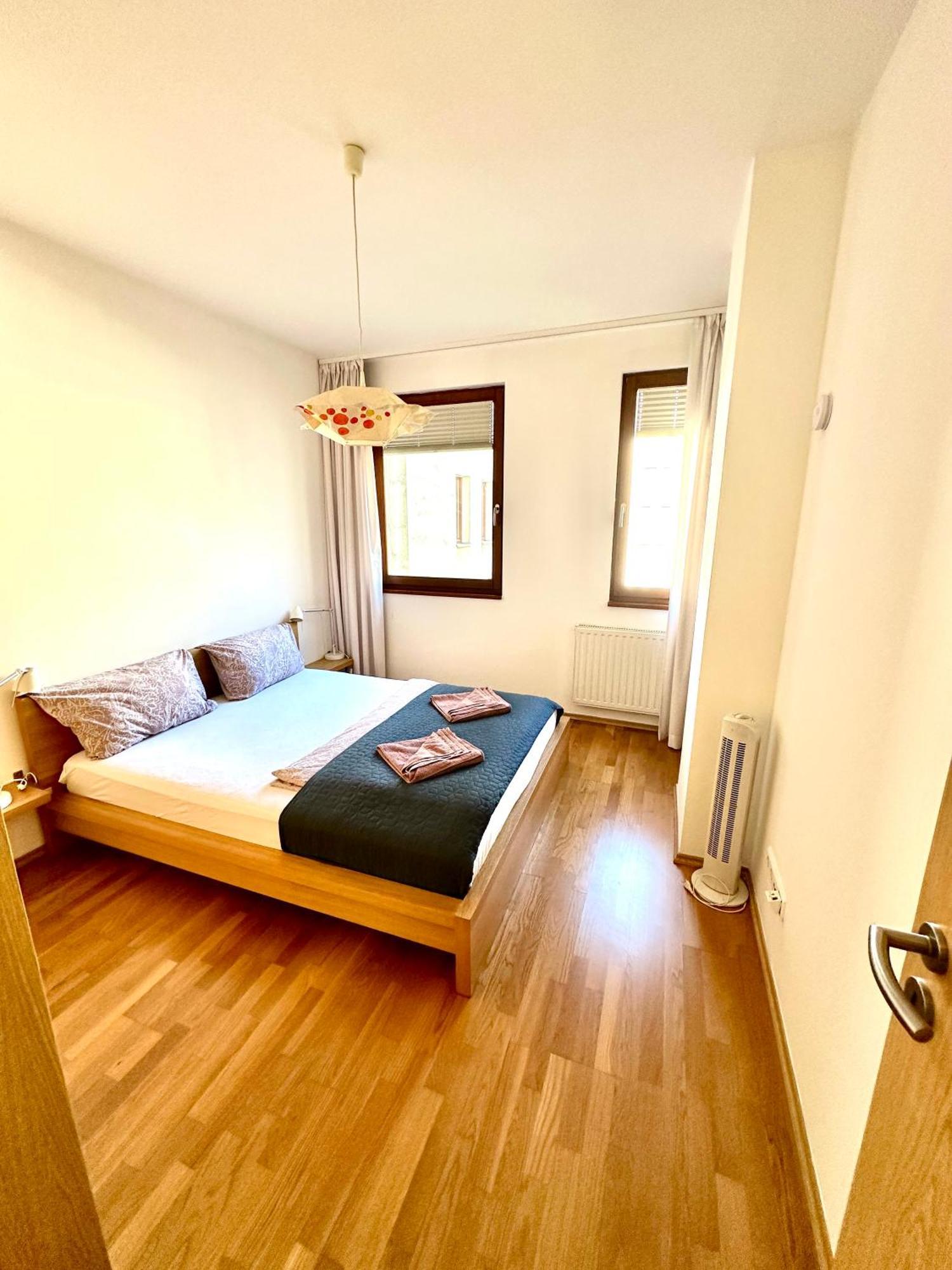 Central Apartment With Balcony Budapeşte Dış mekan fotoğraf